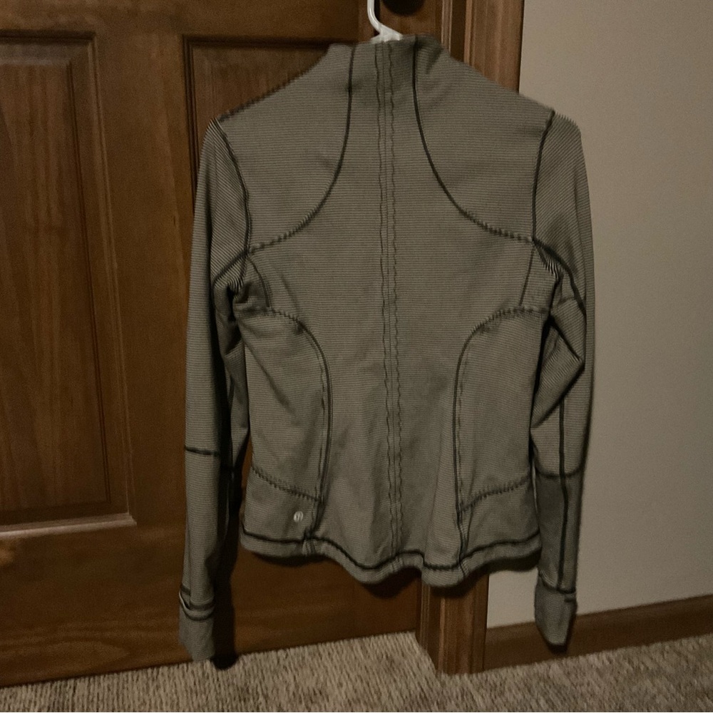Lululemon Define Jacket Medium - image 2